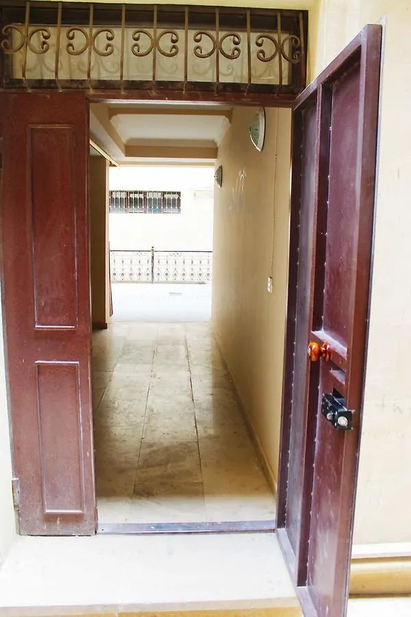 Hellobaku Apartment In Old City 0*, 巴库 阿塞拜疆