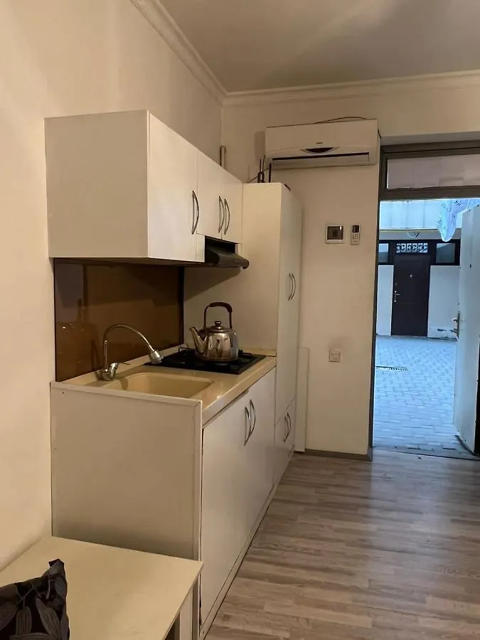 Hellobaku Apartment In Old City Baku